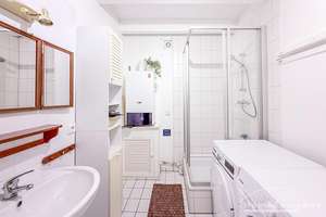 21668 HomeCompany Dresden Möbliert/Furnished  3-Zimmer Apartment / Haus mit Gartennutzung in Dres... – Die vollständige Adresse der Immobilie erhältst du vom Anbieter., 1326 Bühlau/Weißer Hirsch, Dresden – Vorschaubild 13