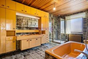 Großzügiges Dreifamilienhaus mit 2 vermieteten Einheiten und sofort bezugsfreier Maisonette-Wohnung! – Einhauser Straße 29, 93138 Lappersdorf – Vorschaubild 22