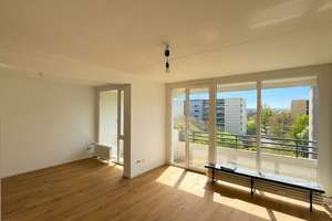 Sofort verfügbar! Single-Apartment im Grünen – mit Weitblick.