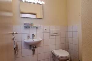 Neuwertiges Komforthaus in schöner Stadtrandlage von Homburg – Die vollständige Adresse der Immobilie erhältst du vom Anbieter., 66424 Homburg – Vorschaubild 11