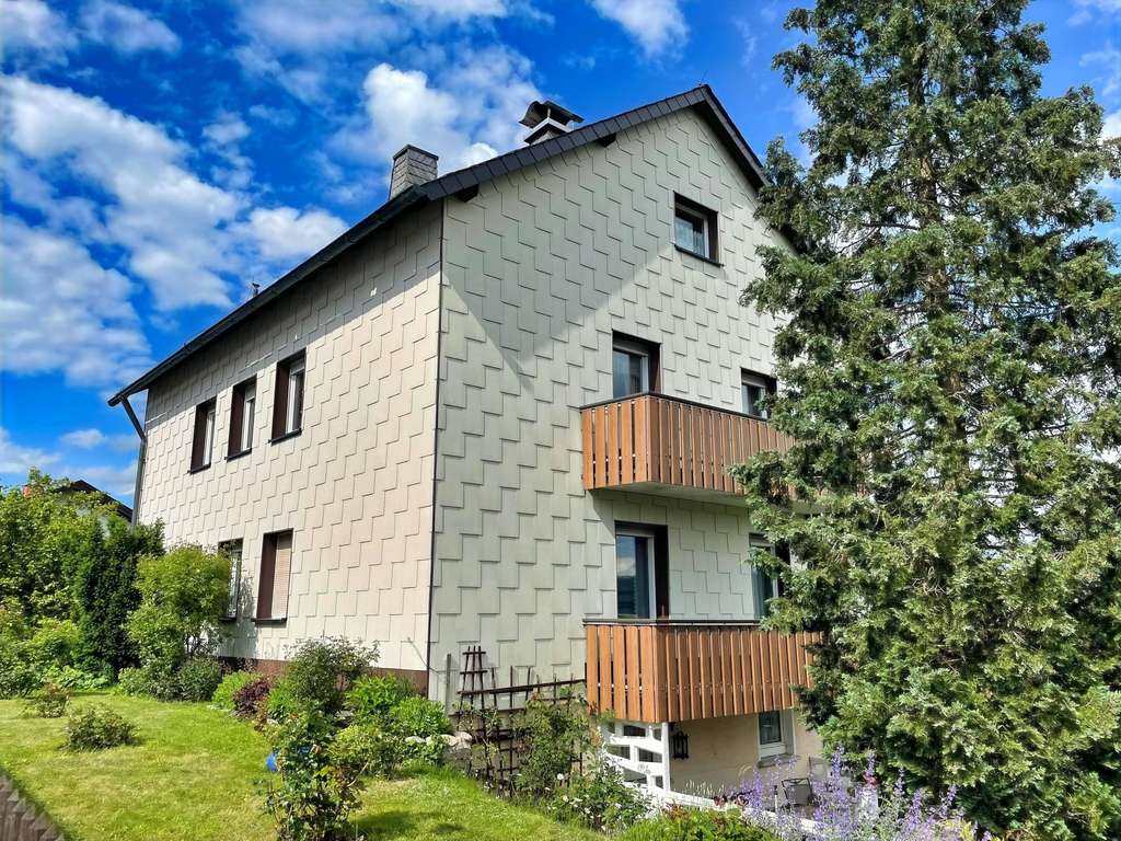 Immobilie in Geroldsgrün - Zweifamilienhaus auf großem Grundstück in Geroldsgrün - Bild 4