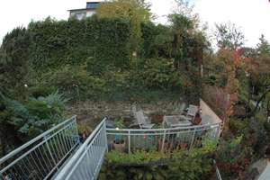 Lehenviertel / Im Grünen mit eigenem Gartenanteil großer Terrasse und einer Pergola - Teilsaniert – Zellerstraße 83, 70180 Weinsteige, Stuttgart – Vorschaubild 7