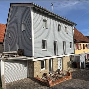 Modernisiertes Zuhause mit klassischem Charme...