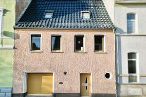 Charmantes Reihenhaus mit Gartenparadies in der Rolandstadt Calbe/Saale – Die vollständige Adresse der Immobilie erhältst du vom Anbieter., 39240 Calbe (Saale) – Vorschaubild 10