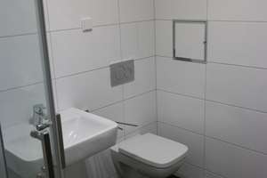 Schöne, helle 2 Zimmer-Wohnung mit Balkon und Einbauküche in ruhiger, zentraler Lage! – Ottweilerstr. 1, 40476 Derendorf, Düsseldorf – Vorschaubild 7
