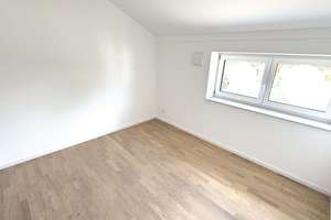 NEUBAU! Sonnige 3-Zimmer-Dachgeschoss-Wohnung mit Balkon in Kirchheim bei München! – Lavendelweg 8, 85551 Kirchheim bei München – Vorschaubild 12