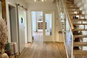 Großzügiges Haus in  Haus mit Terrasse und Garten in Leverkusen-Bergisch Neukirchen/ Pattscheid – Die vollständige Adresse der Immobilie erhältst du vom Anbieter., 51381 Bergisch Neukirchen, Leverkusen – Vorschaubild 2