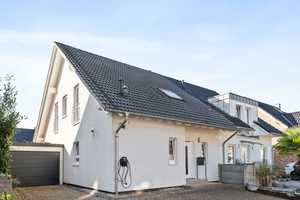Familienfreundlich, modern, zukunftssicher – Ihr neues Zuhause in Dormagen – Kollwitzstr. 42a, 41539 Neuss (Rhein-Kreis) – Vorschaubild 1
