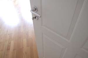 [] im herzen von schleußig [] gut vemietete 2-raum im 1.og [] parkett [] balkon [] wanne [] aufzug [ – Brockhausstraße 28, 4229 Schleußig, Leipzig – Vorschaubild 28