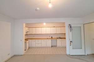 2-Zimmer-Wohnung mit viel Gestaltungspotenzial nahe dem Weitlingkiez! – Emanuelstr. 5, 10317 Rummelsburg, Berlin – Vorschaubild 3