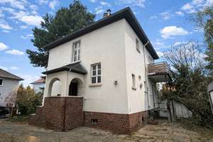 Ein Zuhause zum Verwirklichen – Freistehendes Einfamilienhaus mit Garten – Die vollständige Adresse der Immobilie erhältst du vom Anbieter., 68519 Viernheim – Vorschaubild 1