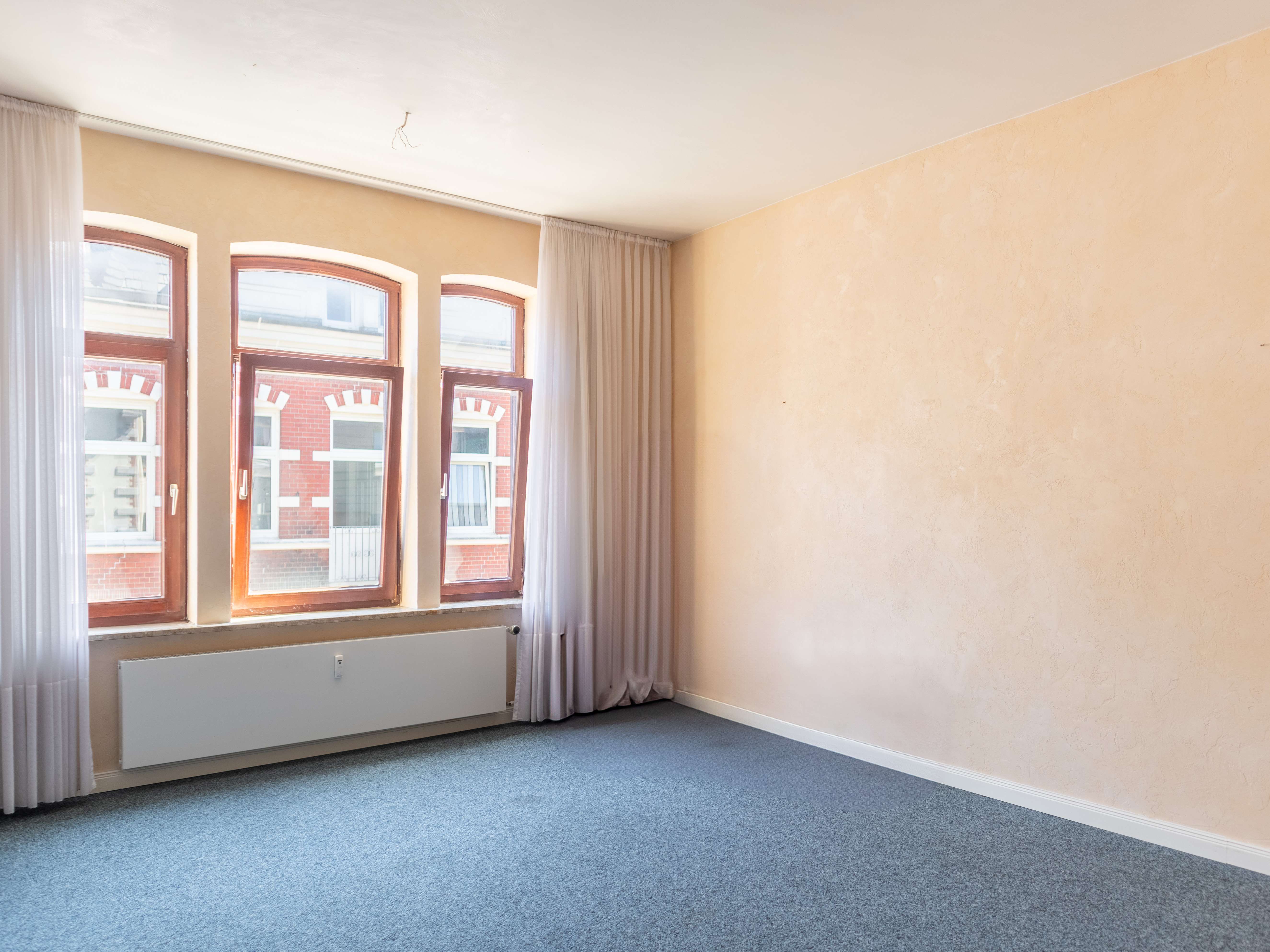 Viel Platz für Ihre Ideen: 4-Zimmer-Wohnung mit flexiblen Nutzungsmöglichkeiten, Neumünster – Bild 4