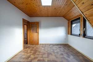 Ruhige und zentrale Lage in Bremen-Burglesum mit sonnigem Grundstück – Bremen – Vorschaubild 12