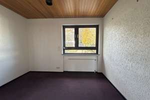 Klassischer, barrierefreier Bungalow auf schönem Grundstück in Mönchengladbach-Holt – Die vollständige Adresse der Immobilie erhältst du vom Anbieter., 41069 Holt, Mönchengladbach – Vorschaubild 10