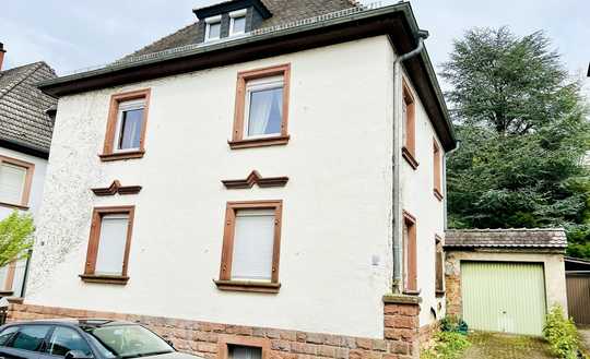 Ruhig und zentral: großes Einfamilienhaus mit Garten