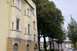 Attraktive, helle 4-Raum-Altbauwohnung mit ruhigem Balkon in Siegen-City