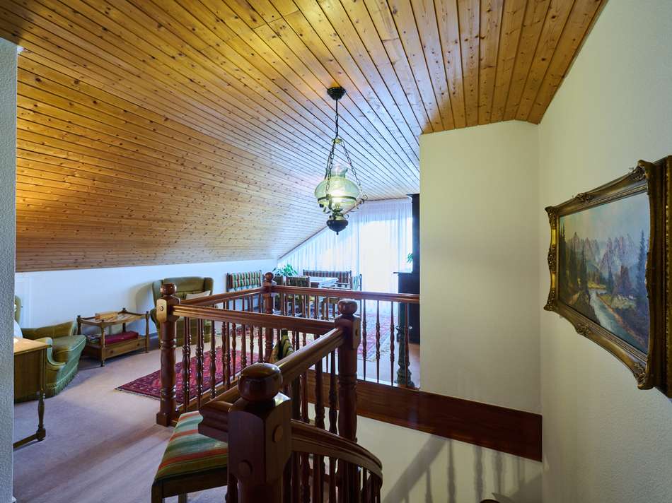 Studio im Dachgeschoss mit Zug