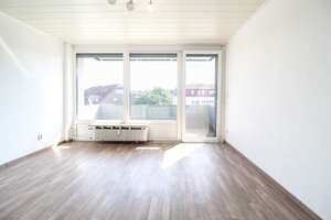 Top gepflegte 4-Zimmer-Wohnung mit Blick ins Grüne  – Die vollständige Adresse der Immobilie erhältst du vom Anbieter., 47829 Uerdingen, Krefeld – Vorschaubild 3