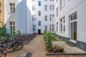Charmante 2-Zimmer-Eigentumswohnung mit Balkon - Altbau nahe der Spree – Beusselstraße 4, 10553 Moabit, Berlin – Vorschaubild 25
