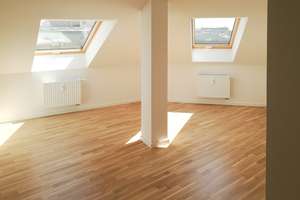 Altbau im Brunnenviertel im Maisonette-Stil für Familienidylle