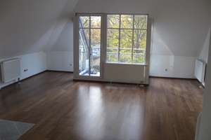 🌼 Gemütliches Dachgeschoss mit Galerie zum 1. November – Kreillerstraße 141, 81825 Trudering-Riem (Ortsteil), München – Vorschaubild 2