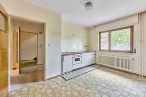 In ruhiger Lage: Freie, vielseitige Doppelhaushälfte mit 3 Wohnungen, Garage & Garten in Sandhofen! – Mannheim – Vorschaubild 15
