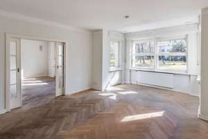 Top-Lage Dahlem - Bezugsfreies Einfamilienhaus am Thielpark unter Bodenrichtwert – Die vollständige Adresse der Immobilie erhältst du vom Anbieter., 14195 Dahlem, Berlin – Vorschaubild 4