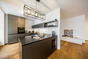NEU: 4-ZIMMER LOFT, 2 TERRASSEN, GARTEN, SOFORT BEZUGSFREI, STELLPLATZ, EINBAUKÜCHE, 2 BÄDER – Leipzig – Vorschaubild 3