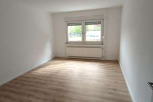Renovierte 3 Zimmer Wohnung mit Balkon in Duisburg Süd! – Knevelspfädchen 8, 47249 Wanheim-Angerhausen, Duisburg – Vorschaubild 2
