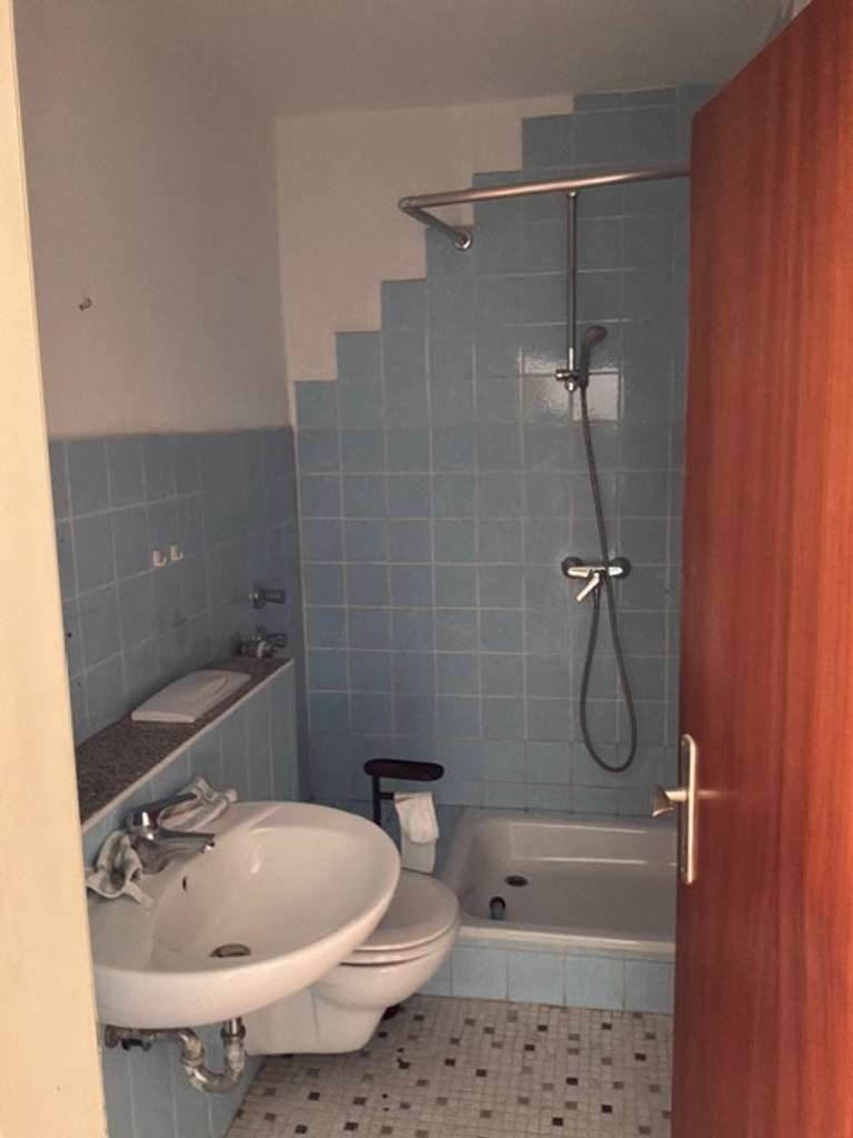 Immobilie in Bodenheim - Lichtdurchflutete 2-ZKB-Wohnung mit Sonnenbalkon u. PKW-Stellplatz in Bodenheim/ Sofortbezug möglich - Bild 4