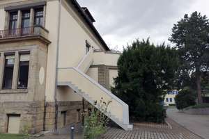Stilvolles Ensemble aus Schule & Mehrfamilienhaus auf einem großzügigen 4.800 m² Areal. – Die vollständige Adresse der Immobilie erhältst du vom Anbieter., 34134 Niederzwehren, Kassel – Vorschaubild 5