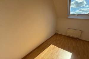 Toller Balkon an der Küche - EBK - Tageslichtbad mit Badewanne – Frankenberger Straße 202, 9131 Ebersdorf, Chemnitz – Vorschaubild 14