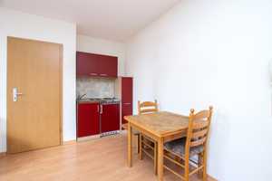 +++ Monteurwohnung mit Einbauküche und PKW-Stellplatz in 09113 Chemnitz +++ – Fritz-Matschke-Str. 22, 9113 Schloßchemnitz, Chemnitz – Vorschaubild 4