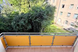 Großzügige 3 Zimmer Wohnung | Balkon & modernes Bad | Sehr zentral – Malteserstraße 36, 44787 Gleisdreieck, Bochum – Vorschaubild 2
