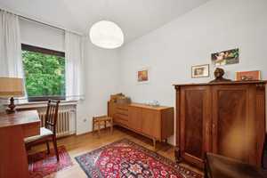 ++Naturnahes Wohnen in exklusiver Lage – Freistehendes Zweifamilienhaus direkt am Stadtwald++ – Frankfurt am Main – Vorschaubild 9