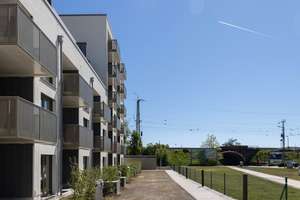 Charmante 2‑Zimmer‑Wohnung mit gemütlichem Balkon – Rauhäckerstraße 6, 90431 Höfen, Nürnberg – Vorschaubild 2