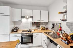 Großzügige 3 Zimmer Wohnung mit eigenem Garten – Die vollständige Adresse der Immobilie erhältst du vom Anbieter., 40545 Oberkassel, Düsseldorf – Vorschaubild 3