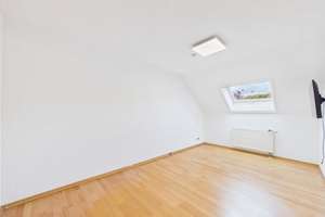 Reihenmittelhaus in ruhiger Lage – Terrasse, Garage und Einbauküche in Tischardt – Die vollständige Adresse der Immobilie erhältst du vom Anbieter., 72636 Frickenhausen – Vorschaubild 23