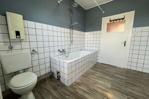 Modernisierte, helle 3-Zimmer-Jugendstil-Wohnung mit Einbauküche nahe FH bezugsfrei ab sofort – Siepensteg 5, 41065 Dahl, Mönchengladbach – Vorschaubild 12