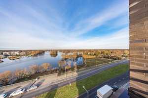 Property thumbnail 11