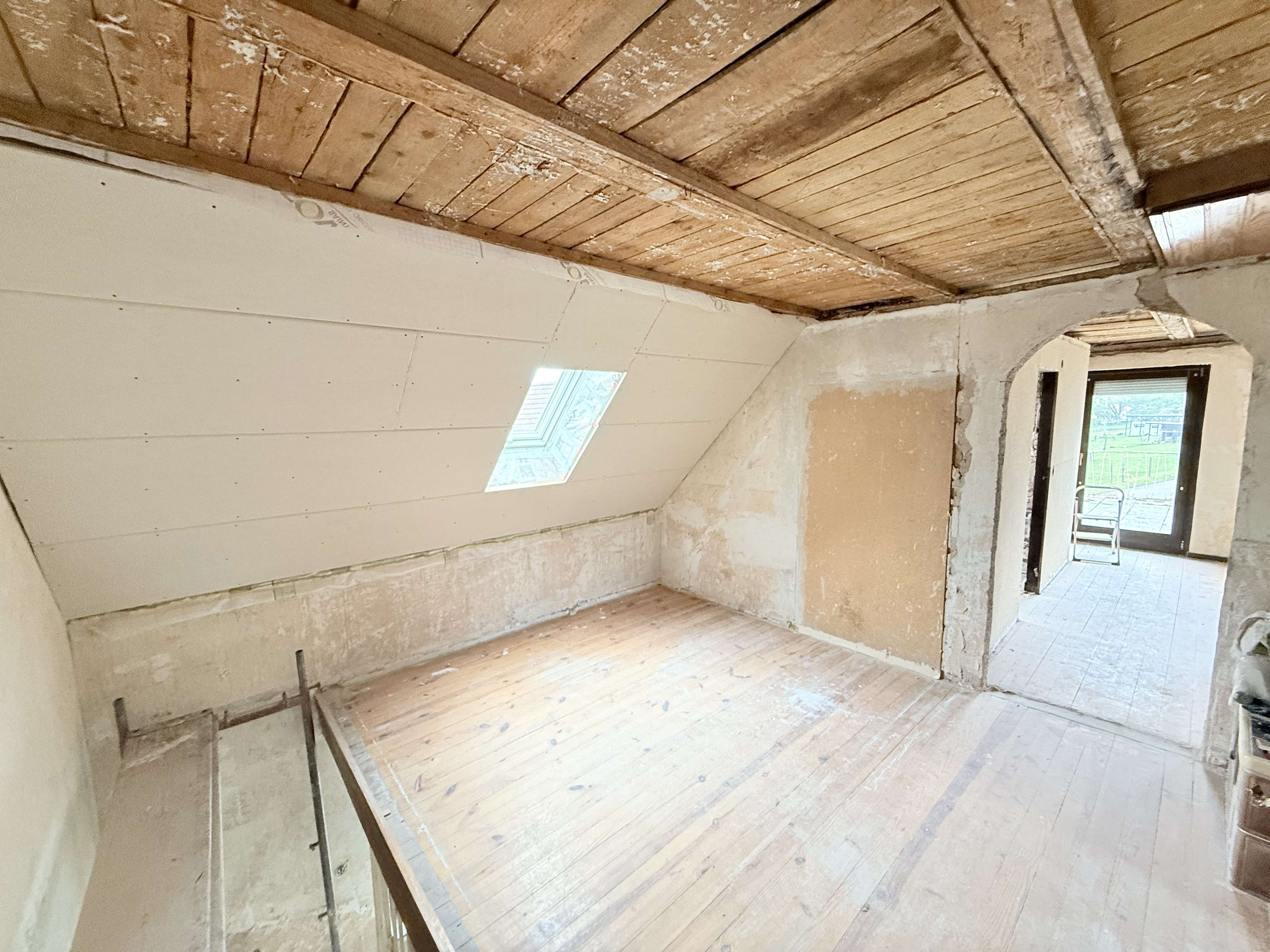 Immobilie in Herschberg - Entkerntes Massivhaus mit neuem Dach und Heizung! - Bild 7