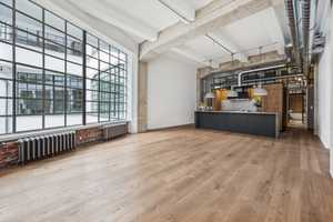 Historisches Flair, moderner Luxus: Ihre Traumwohnung in der Buchdruckerei – Düsseldorf – Vorschaubild 1