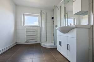 !! Viel Platz für die große Familie – solides Reihenhaus mit Potenzial !! – Lupinenstraße 11 a, 28239 Ohlenhof, Bremen – Vorschaubild 24
