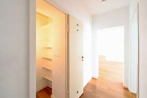 Leerstehende Etagenwohnung in begehrter Lage von Klettenberg – Die vollständige Adresse der Immobilie erhältst du vom Anbieter., 50939 Klettenberg, Köln – Vorschaubild 5