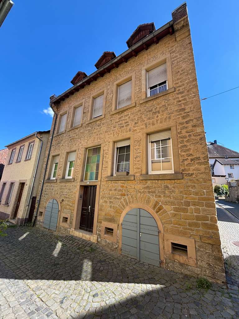 Immobilie in Meisenheim - Eigentumswohnung als Renditeobjekt in historischem Stadthaus in Meisenheim - Bild 0