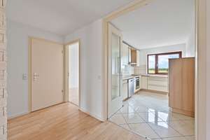 Renovierte 4-Zimmer-Wohnung mit Süd-Balkon in zentraler Lage – Die vollständige Adresse der Immobilie erhältst du vom Anbieter., 80939 Freimann, München – Vorschaubild 4