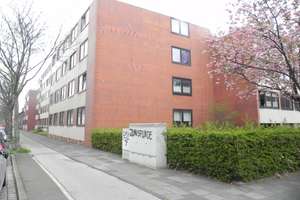 Wohlfühloase! Helle, großzügige und sehr gut geschnittene Wohnung in parkähnlichem Umfeld – 47137 Untermeiderich, Duisburg – Vorschaubild 3
