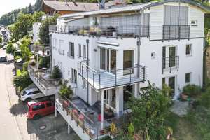 Modernes Wohnen in schönem 2-Zi. Apartment an der Steinhalde in Ebnet