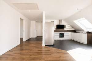 OLDENBURG | OSTERNBURG - Moderne Dachgeschosswohnung in toller Lage! – Die vollständige Adresse der Immobilie erhältst du vom Anbieter., 26135 Drielaker Moor, Oldenburg (Oldenburg) – Vorschaubild 4