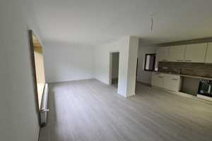 Preiswerte 3,5-Zimmer-Doppelhaushälfte mit EBK in Flensburg Friesischer Berg – Nikolaiallee 150, 24941 Flensburg – Vorschaubild 1